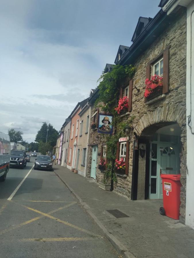 Up Stairs Double Apartment Innishannon Mariners Rest Cork Esterno foto