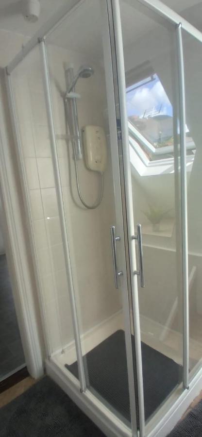 Up Stairs Double Apartment Innishannon Mariners Rest Cork Esterno foto